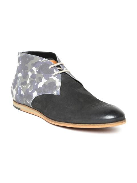 

Ruosh Men Grey & Black Leather Flat Boots
