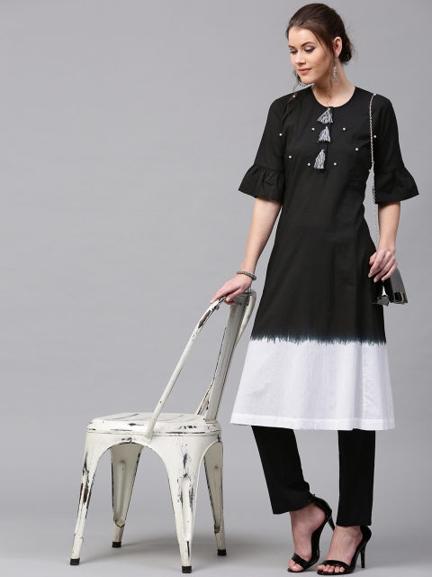 

SASSAFRAS Women Black & White Dyed A-Line Kurta