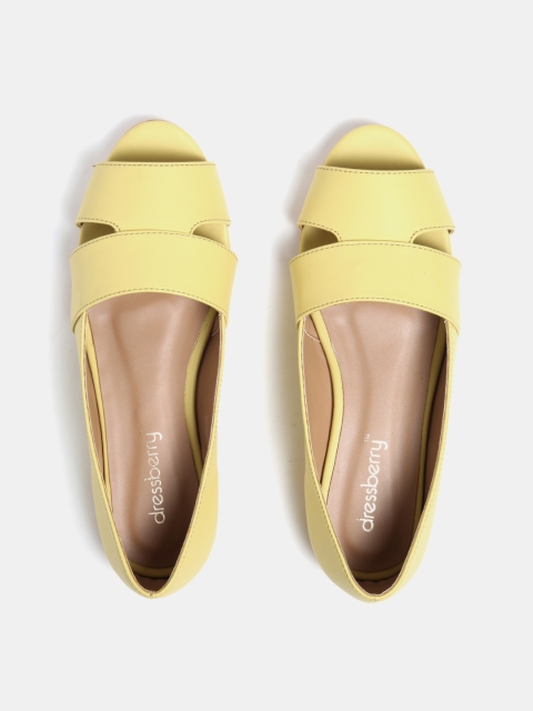 

DressBerry Women Yellow Solid Peep Toe Flats