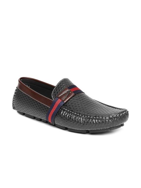 

Duke Men Black Textured Driving Shoes