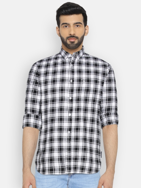 

French Connection Men Black & White Slim Fit Checked Casual Shirt
