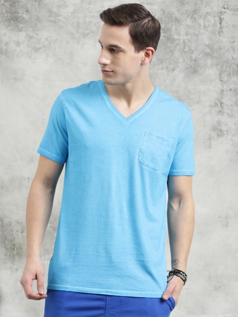 

Breakbounce Men Blue Solid V-Neck Pure Cotton T-shirt