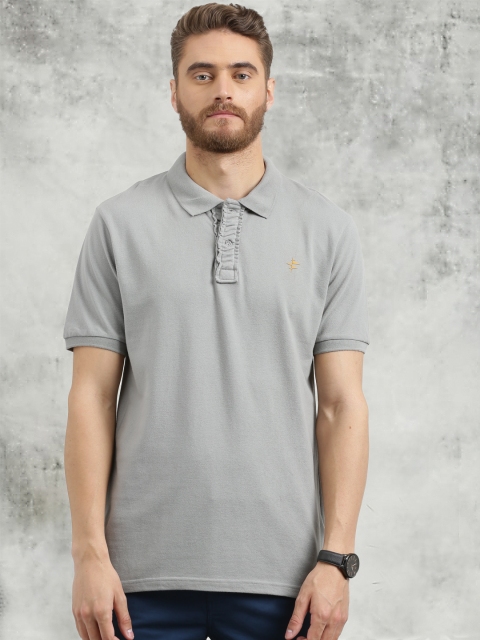 

Breakbounce Men Grey Solid Polo Collar T-shirt