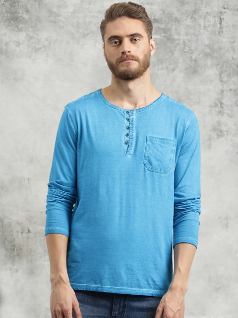 

Breakbounce Men Blue Solid Henley Neck T-shirt