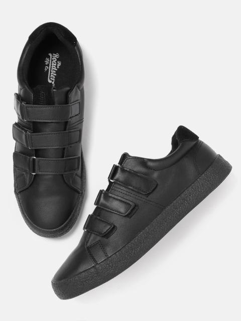 

Roadster Men Black Sneakers