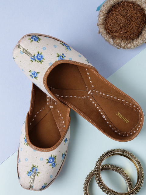

Anouk Women Off-White & Blue Floral Print Leather Mojaris
