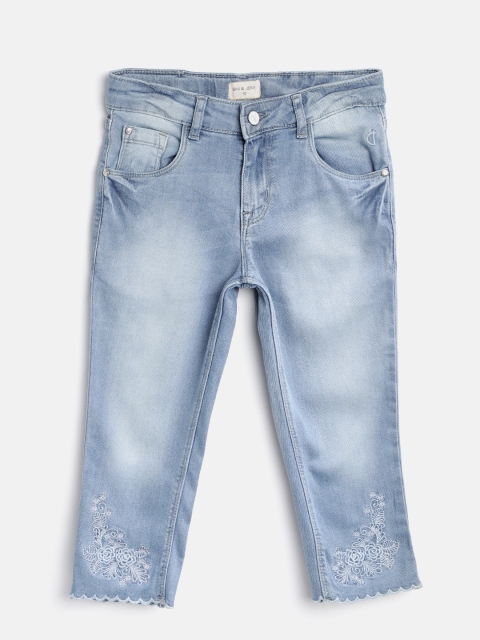 

Gini and Jony Girls Blue Solid Regular Fit Capris