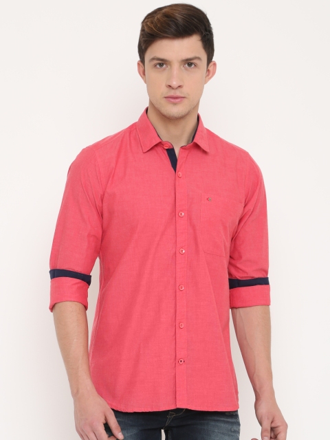 

Cross Court Men Red Slim Fit Solid Casual Shirt