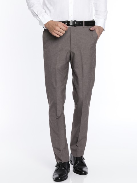 

Arrow Men Brown Urban Slim Tapered Fit Solid Formal Trousers