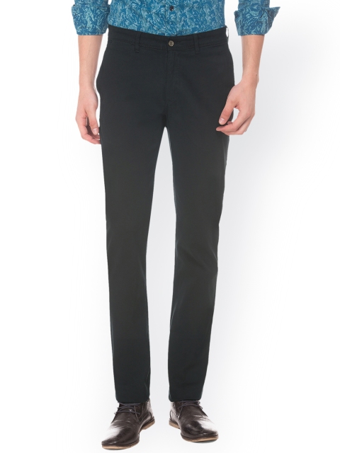 

Arrow Sport Men Black Urban Slim Slim Fit Solid Regular Trousers