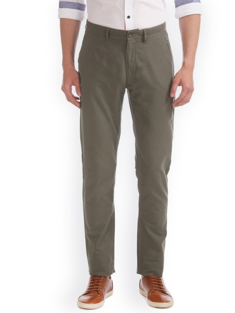 

Arrow Sport Men Green Urban Slim Fit Solid Sustainable Chinos