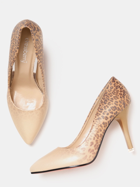 

DressBerry Women Beige Animal Print Pumps