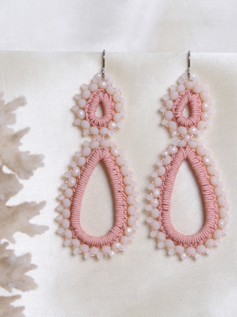 

Ayesha Beige & White Teardrop Shaped Drop Earrings