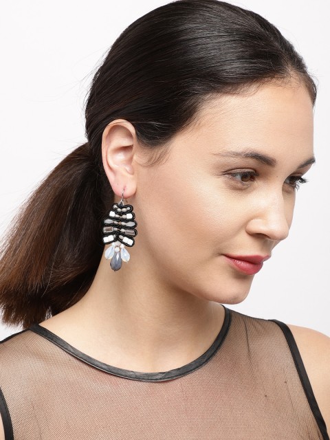 

Ayesha Black & White Contemporary Drop Earrings