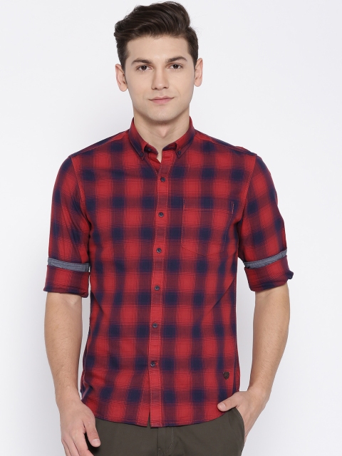 

John Players Men Red & Navy Blue Trim Fit Checked Casual Shirt