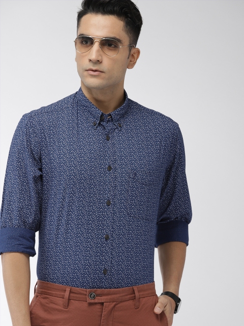 

Indian Terrain Men Blue & Burgundy Slim Fit Printed Semiformal Shirt