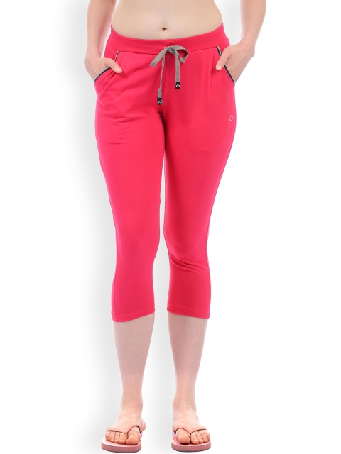 

Sweet Dreams Women Pink Solid Regular Fit Lounge Capris