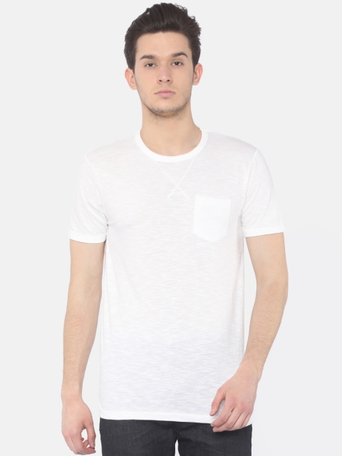 

Cherokee Men White Solid Round Neck T-shirt