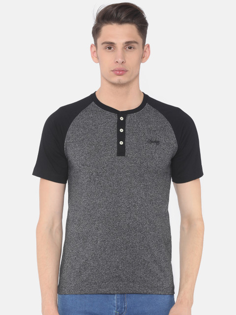 

Cherokee Men Black Solid Henley Neck T-shirt