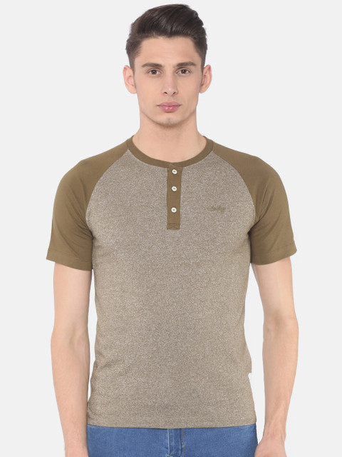 

Cherokee Men Olive Green Solid Henley Neck T-shirt