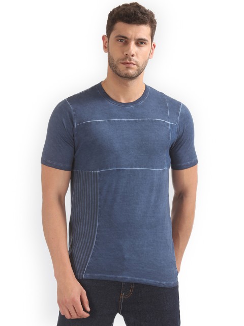 

Cherokee Men Blue Striped Round Neck T-shirt
