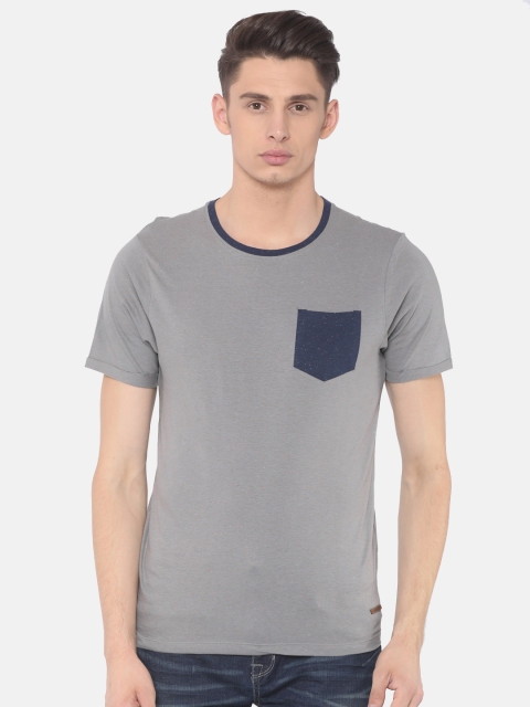 

Cherokee Men Charcoal Grey Solid Round Neck T-shirt