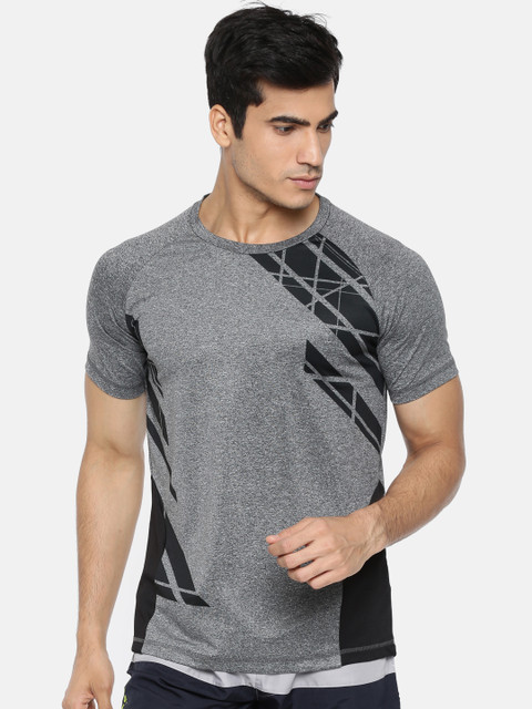 

Colt Men Grey Solid Round Neck T-shirt