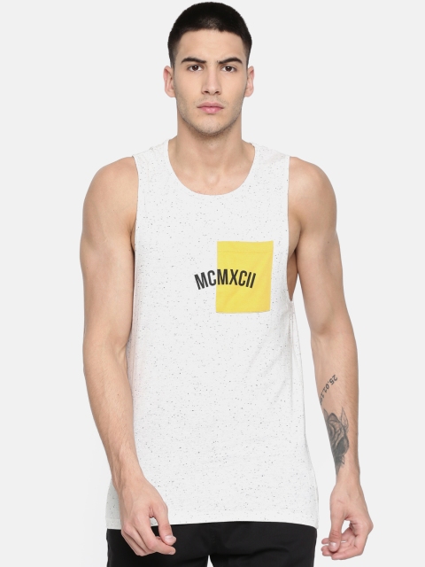 

Colt Men Off-White Solid Round Neck T-shirt