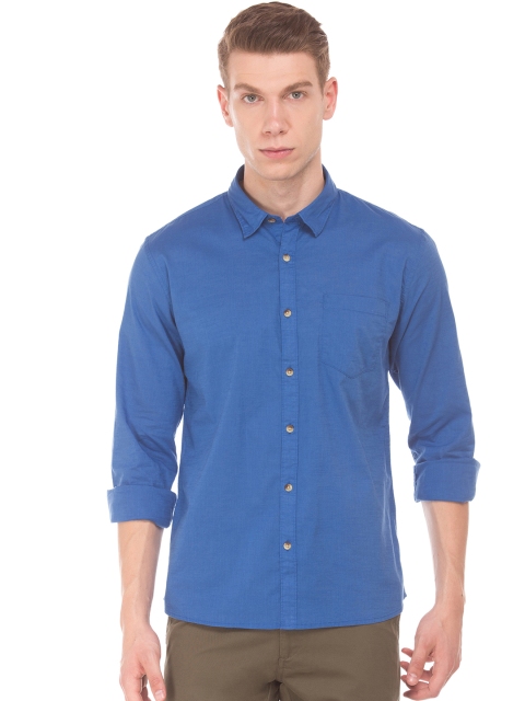 

Ruggers Men Blue Regular Fit Solid Casual Shirt