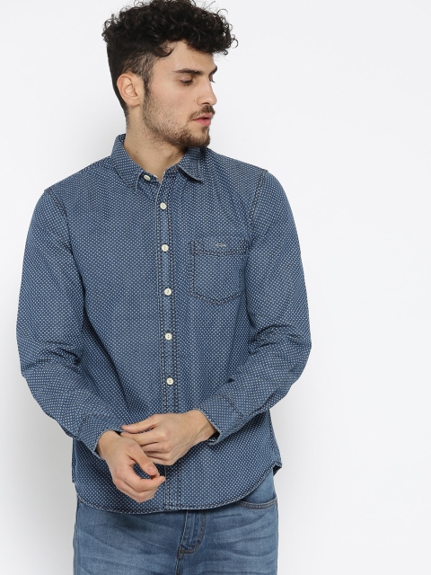 

Cherokee Men Blue Chambray Contemporary Slim Fit Printed Casual Shirt