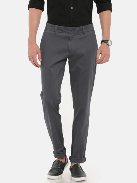 

Ruggers Men Grey Tapered Fit Solid Trousers