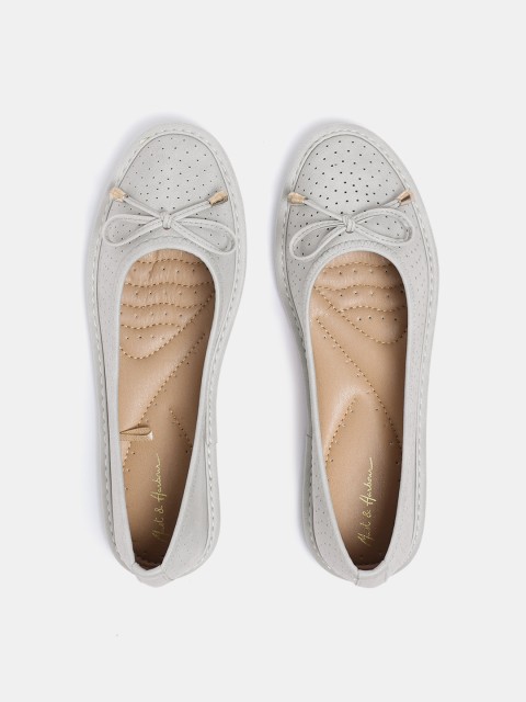 

Mast & Harbour Women Taupe Solid Ballerinas