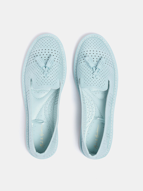 

Mast & Harbour Women Blue Solid Ballerinas