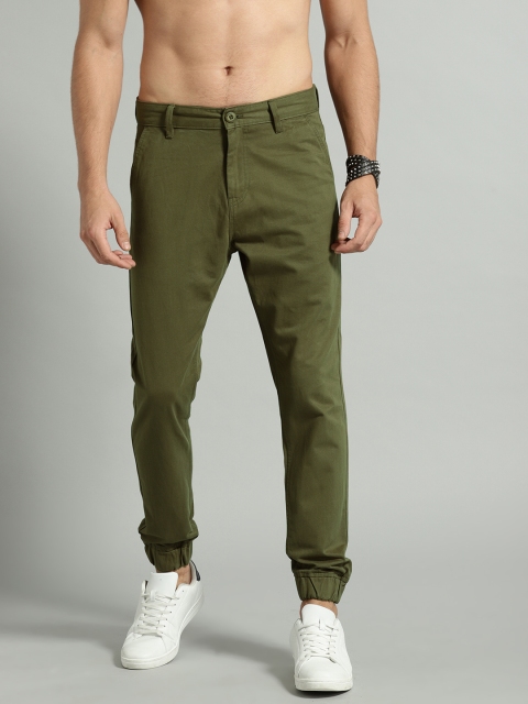 

Roadster Men Olive Green Regular Fit Solid Chinos