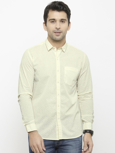 

Numero Uno Men Yellow Regular Fit Printed Casual Shirt