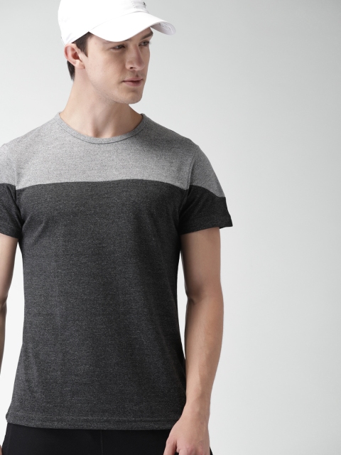 

Mast & Harbour Men Grey Melange Colourblocked Round Neck T-shirt