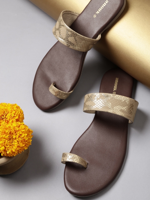 

Anouk Women Beige & Gold-Toned Printed One Toe Flats