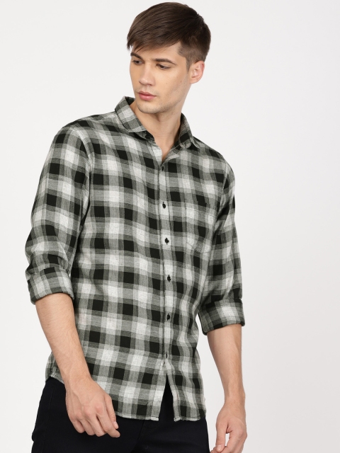 

ether Men Black & Grey Slim Fit Checked Casual Shirt