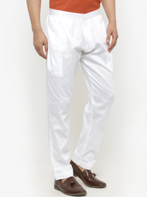 

Chitwan Mohan Men White Solid Pyjamas