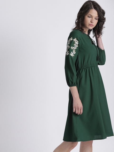 

Chemistry Women Green Solid Cinched Waist Fit and Flare Dress