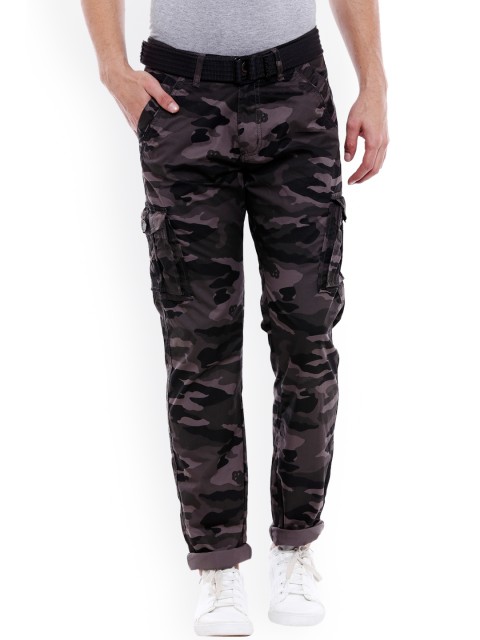 

beevee Men Grey Regular Fit Printed Cargos