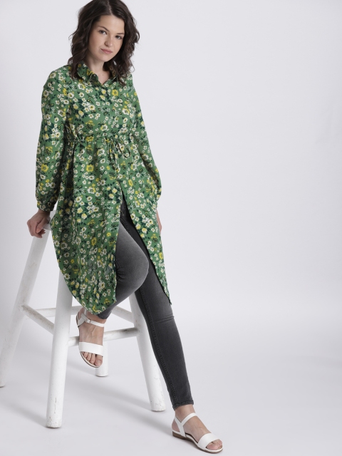 

Chemistry Green & Yellow Printed Tie-Up Shrug