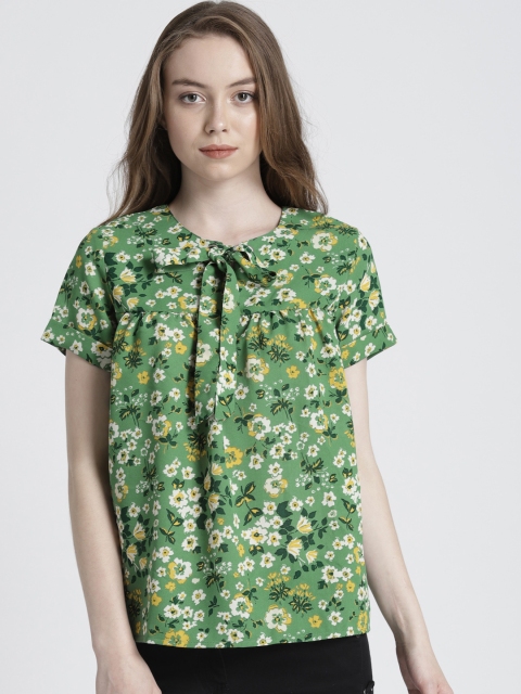 

Chemistry Women Green Printed Top