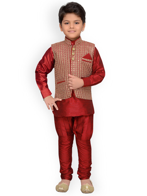 

Aj DEZInES Boys Maroon Embroidered Kurta with Pyjamas