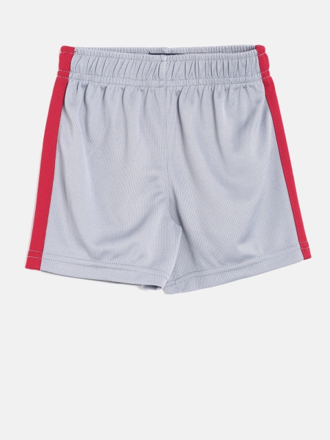 

The Childrens Place Boys Grey Solid Regular Fit Shorts