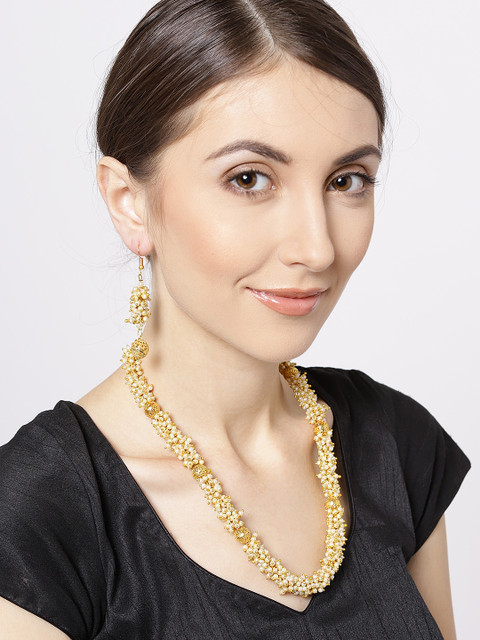 

Priyaasi Off-White Gold-Plated Beaded Jewellery Set