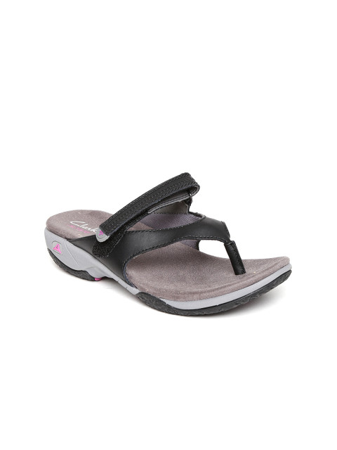 

Clarks Women Black Solid Leather Open Toe Flats