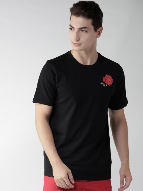 

FOREVER 21 Men Black Solid Round Neck T-shirt
