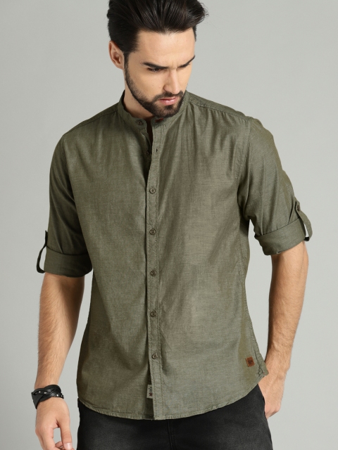 

Roadster Men Olive Green Regular Fit Solid Casual Shirt