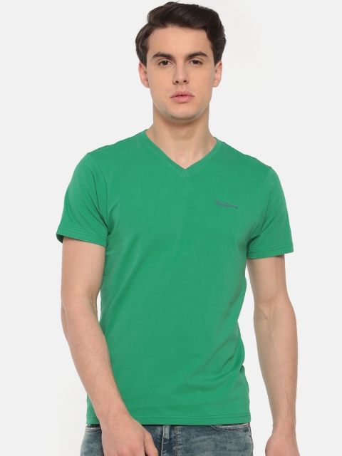 

Pepe Jeans Men Green Solid V-Neck T-shirt